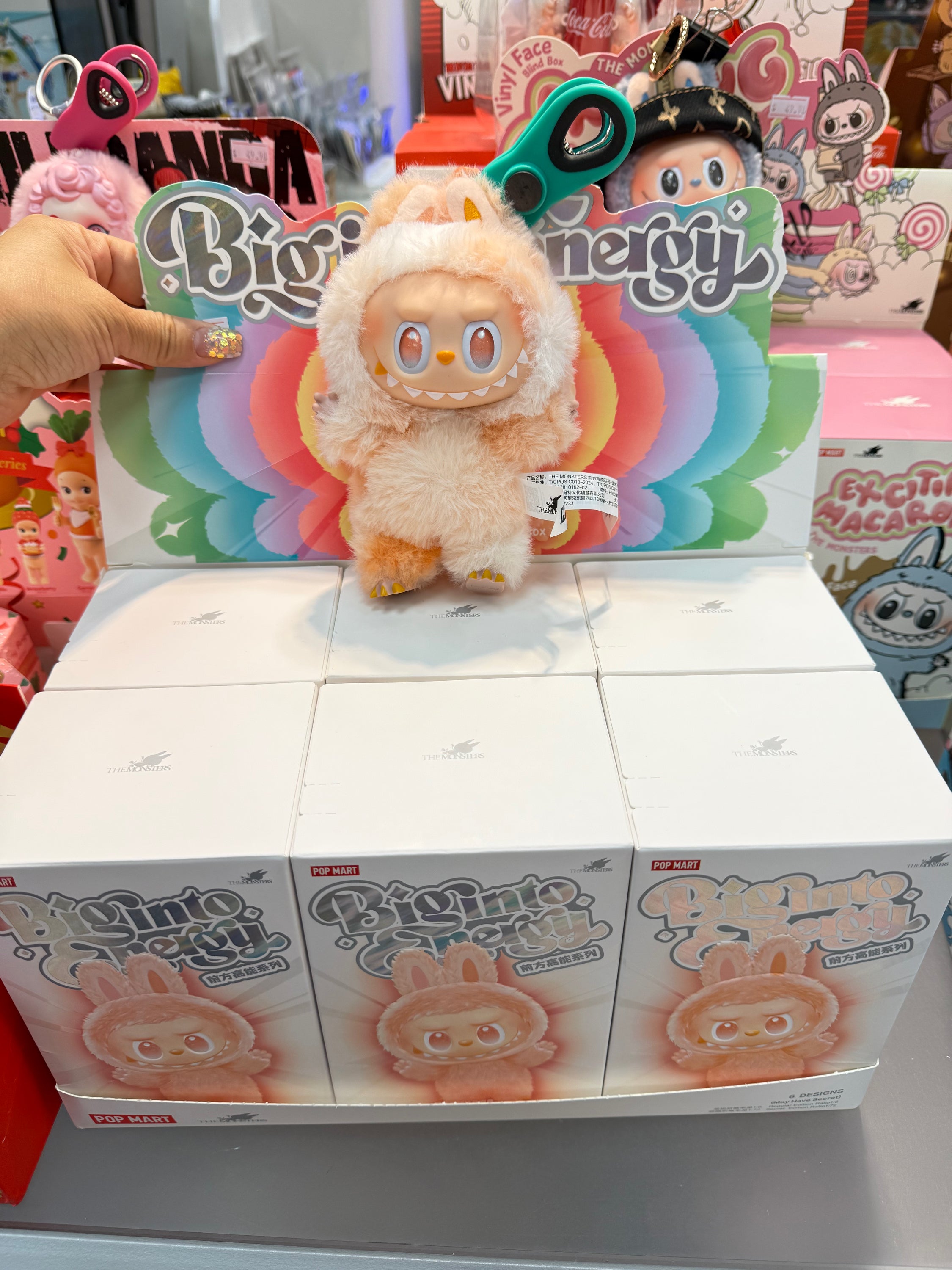 【正規品・未開封】Labubu Big Energy Have a Seat LABUBU UNBOXING - I got the ENTIRE BIG INTO ENERGY Set - YouTube